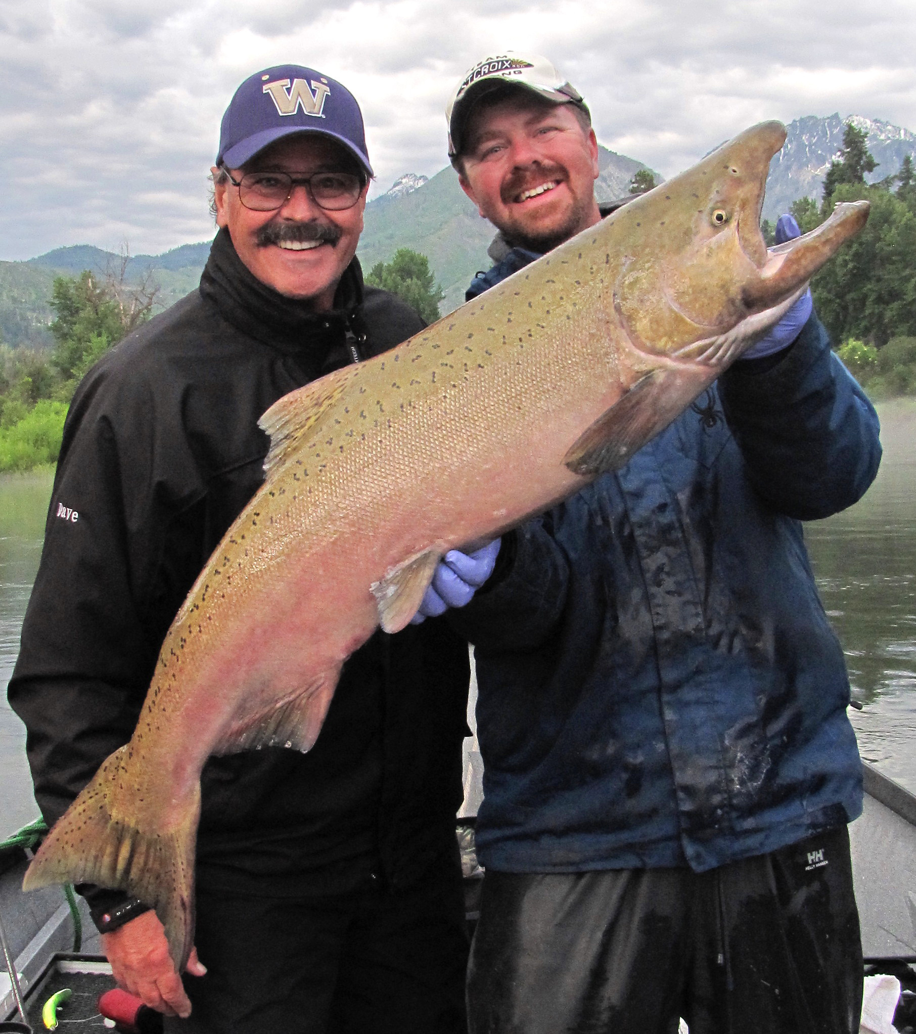 Fishin-Magician-and-Shane-Icicle-River-Spring-Chinook