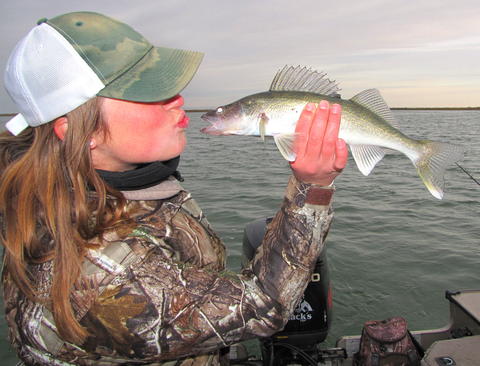 potholes-audre-loves-walleye potholes-audre-loves-walleye
